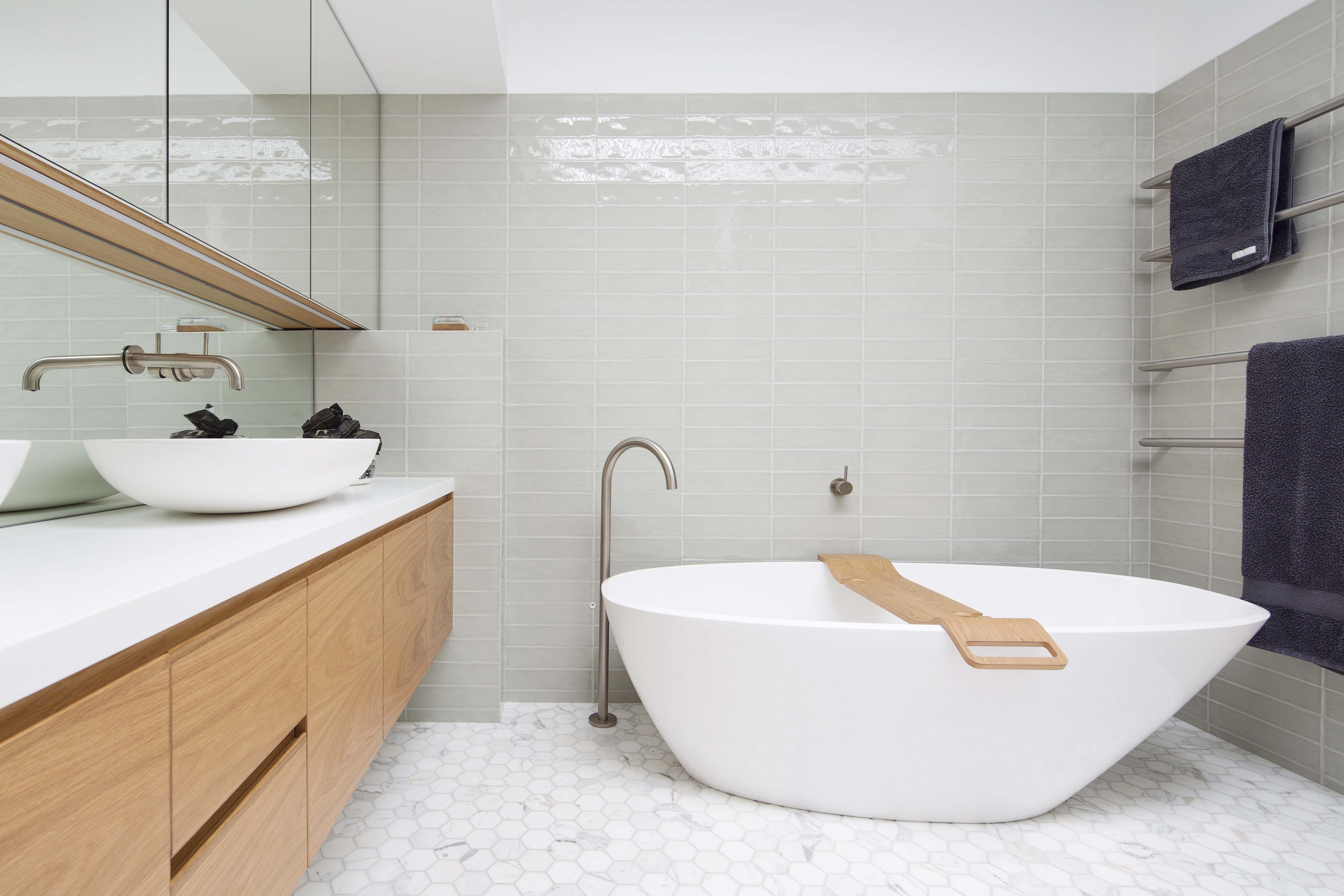 Stephen Lesiuk Architects + Simon Whitbread Photography