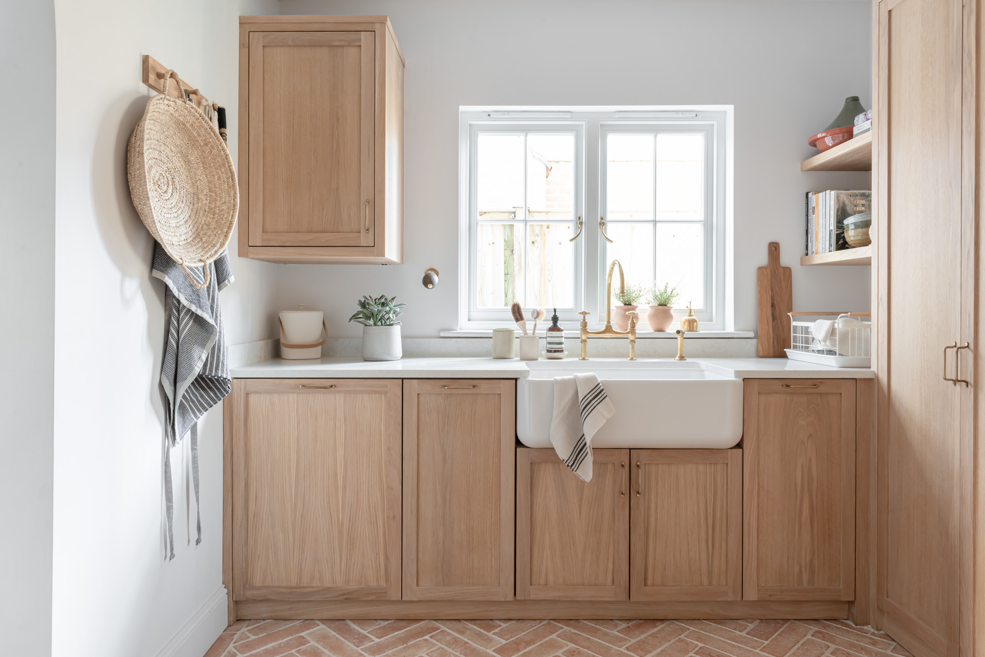 Beautiful, handcrafted fireclay sinks