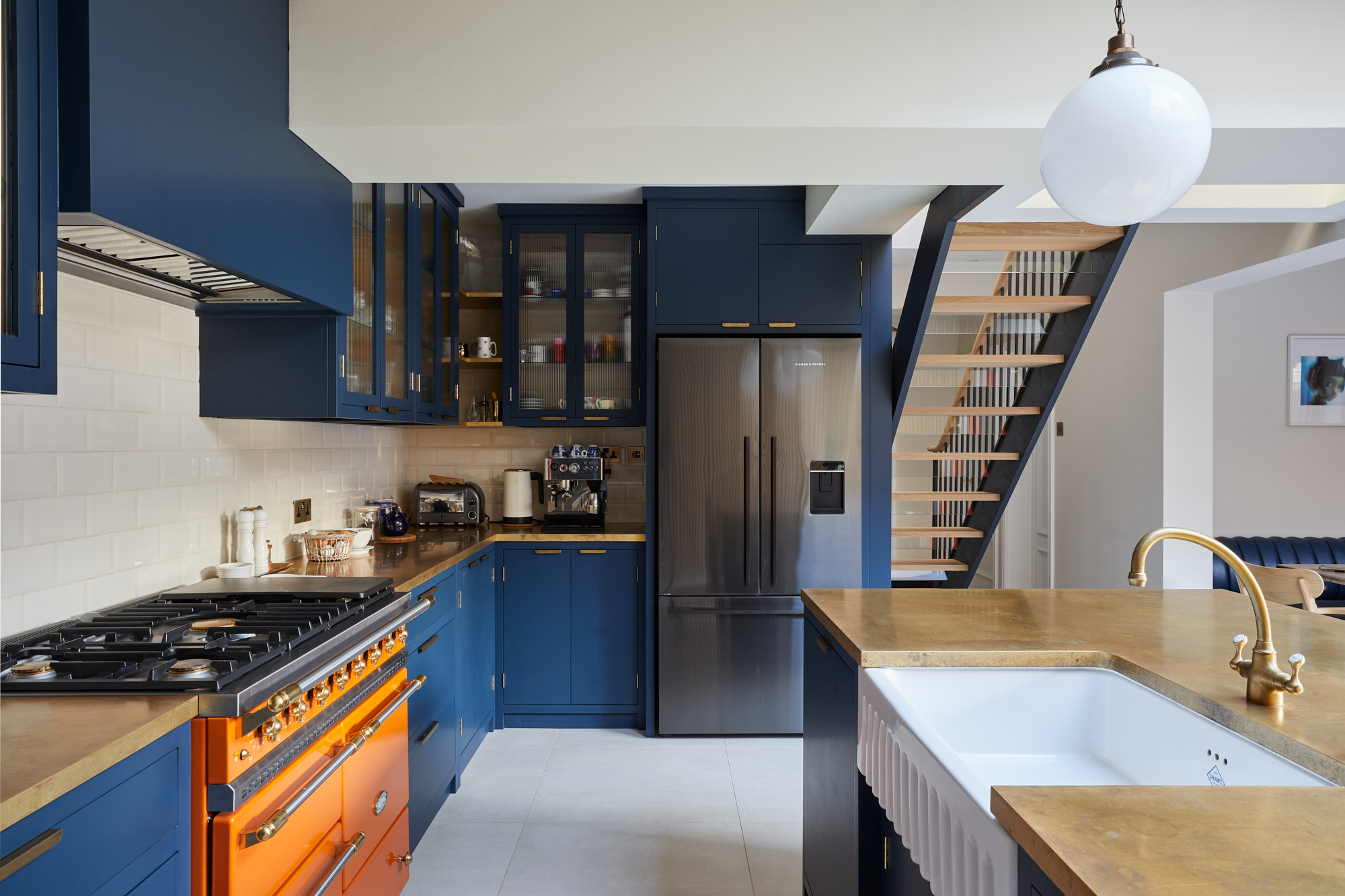 One of the features that they admired and enjoyed about both venues was the bold use of period colours, which they wanted to introduce into their own home.